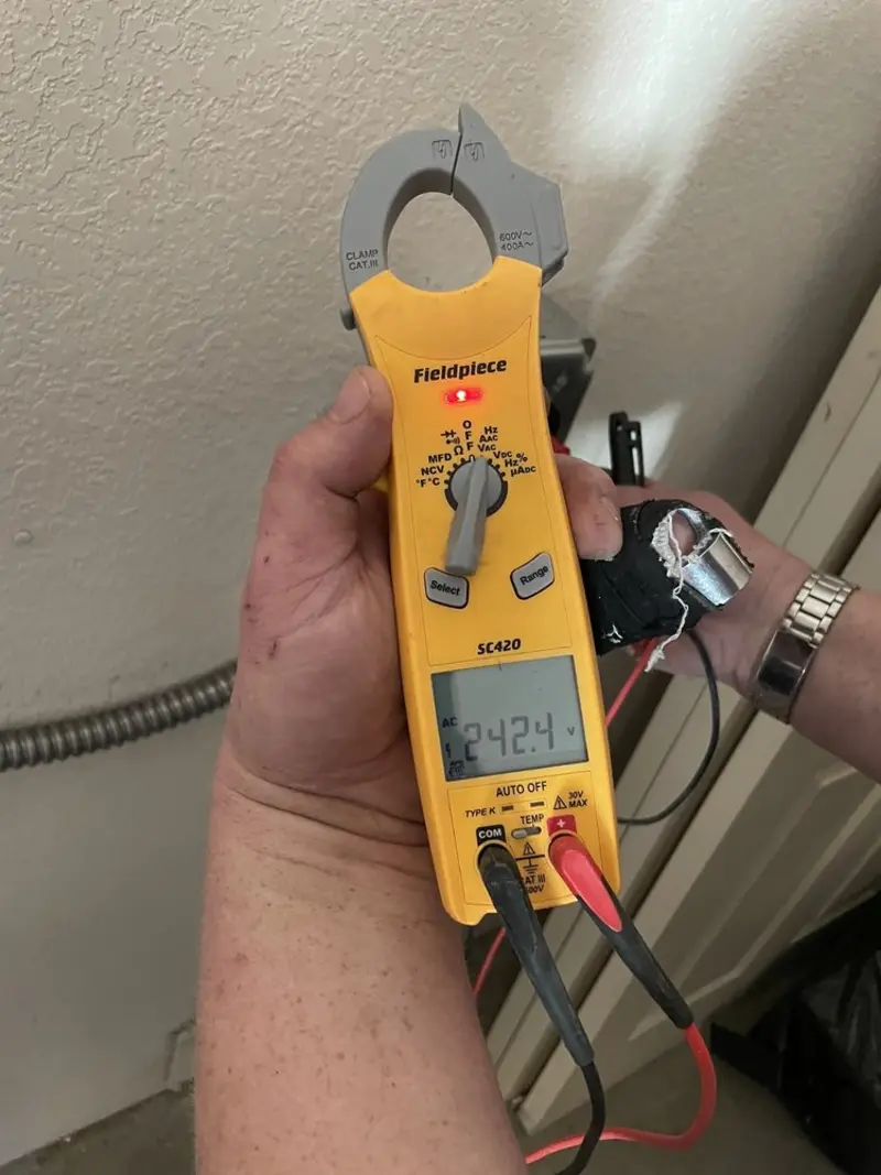 Voltage testing with clamp meter during Generator Installation in Rockingham